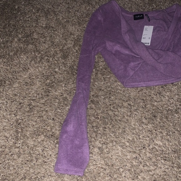 Urban Outfitters twisted cropped sweater - Picture 3 of 3